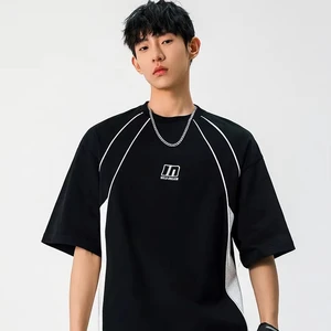 OEM & ODM Men's Summer Sports T-Shirt Fashion Brand with Contrast Color Embroidery Split