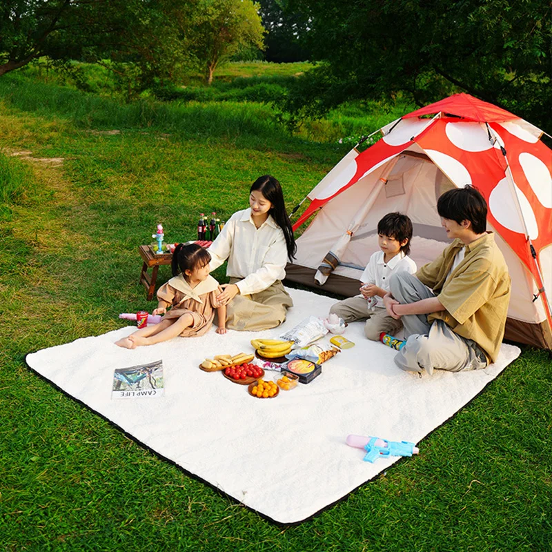 Extra Large Sandproof Foldable Compact Oversized Outdoor Mat For