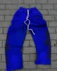 Azul oscuro
