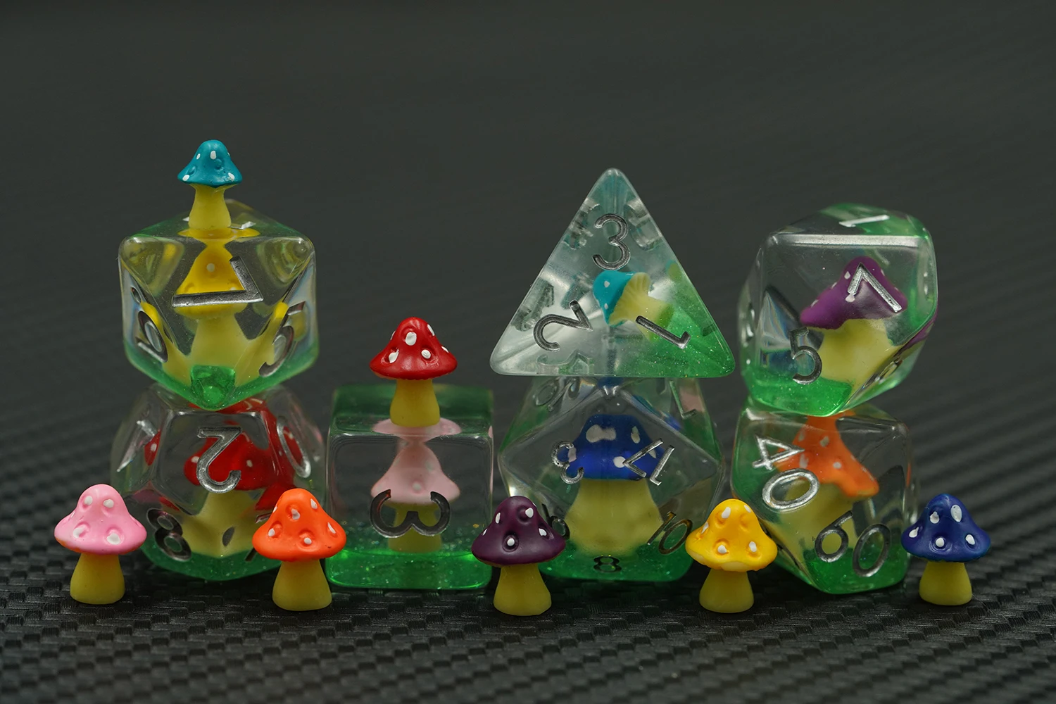 Rainbow Color DND Dice Set Polyhedral D20 Custom Logo Mushroom Resin for Board Games and RPG Customizable details