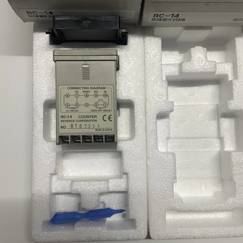 電子プリセットカウンターKEYENCE RC-14 LEDプリセットデジタル