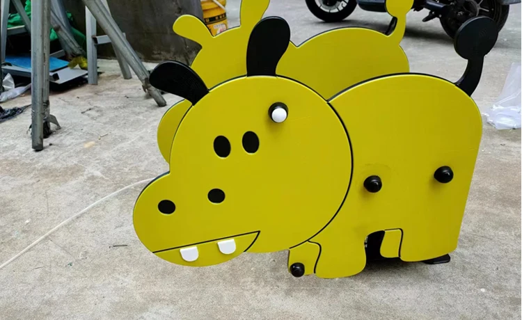 PE Board Custom Animal Style Children's Spring Rocking Horse Theme Park Amusement Facilities Toddler Trojan Horse Toys