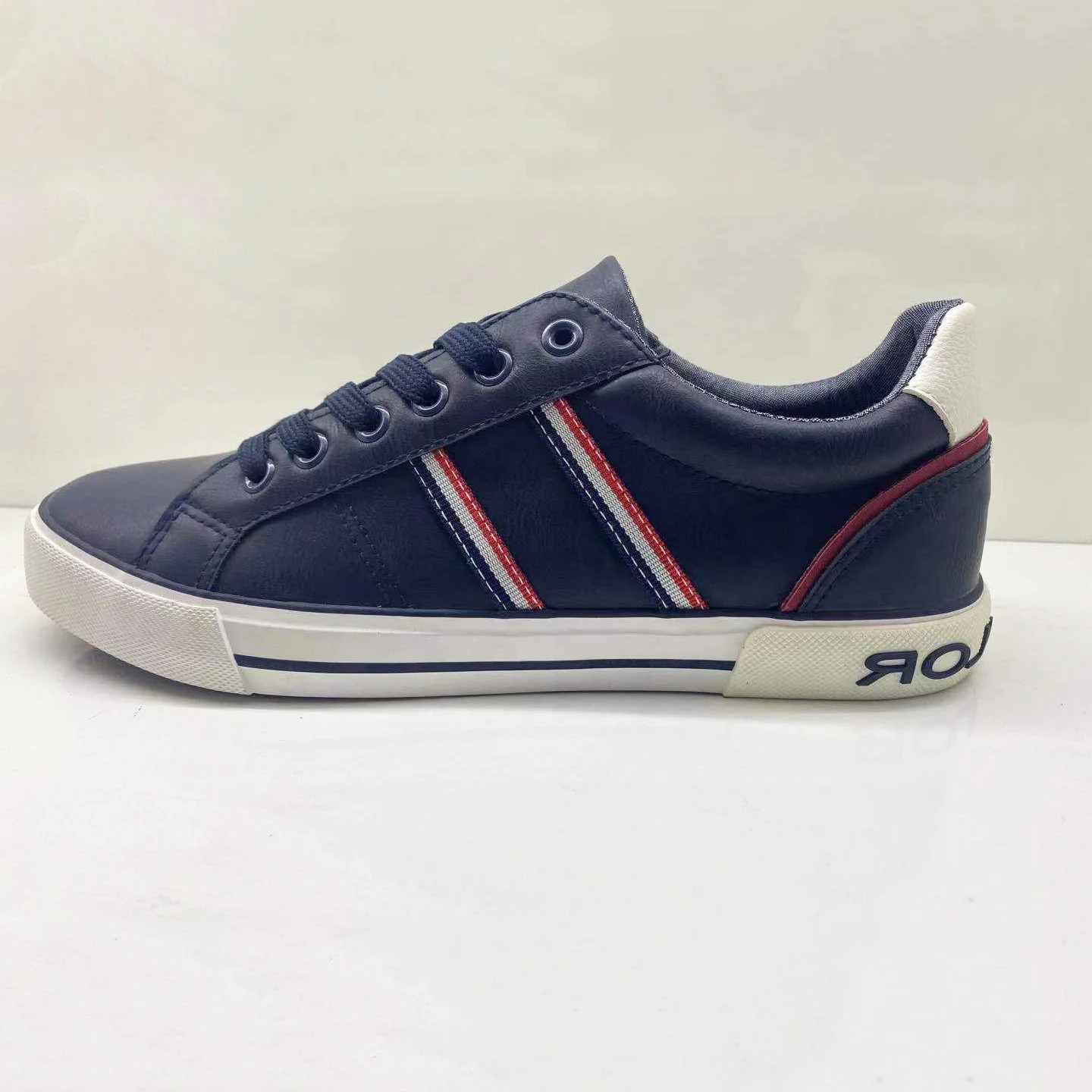 latest mens trainers