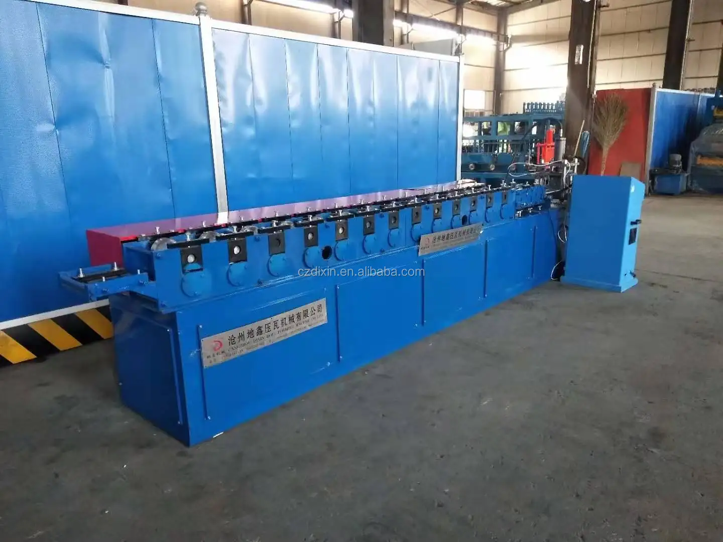 Delta PLC Control Automatic Metal Roller Shutter Door Roll Forming Machine