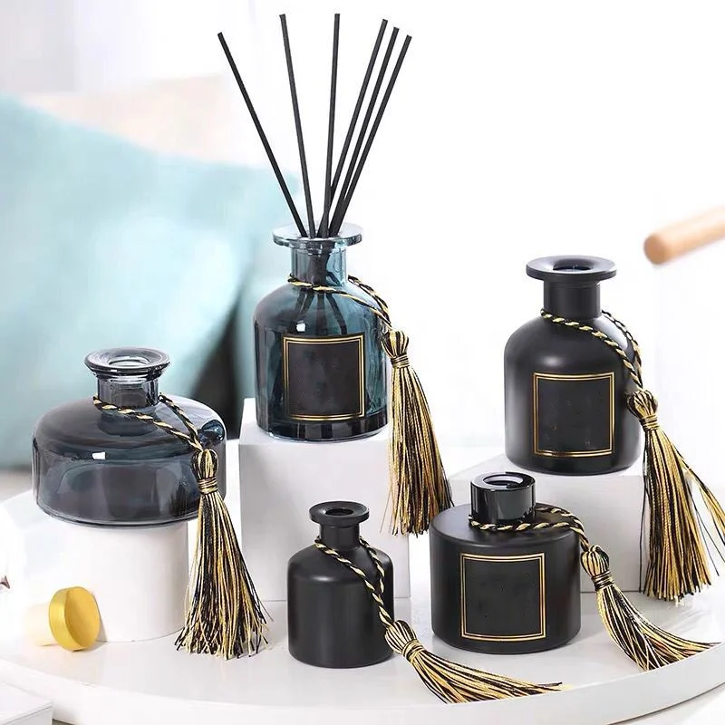 50ml 100ml 150ml 200ml 250ml 500ml Empty Perfume Oil Bottle Clear Round Square Shape Aroma Reed Diffuser Bottle with Stopper
