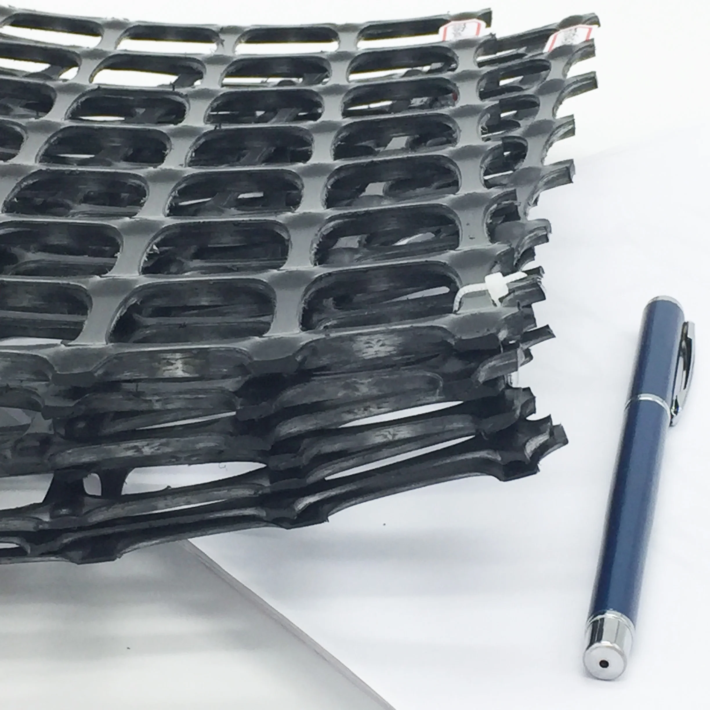 Factory Low Price High Tensile Strength PP Biaxial Geogrid for Road Construction and Other Project