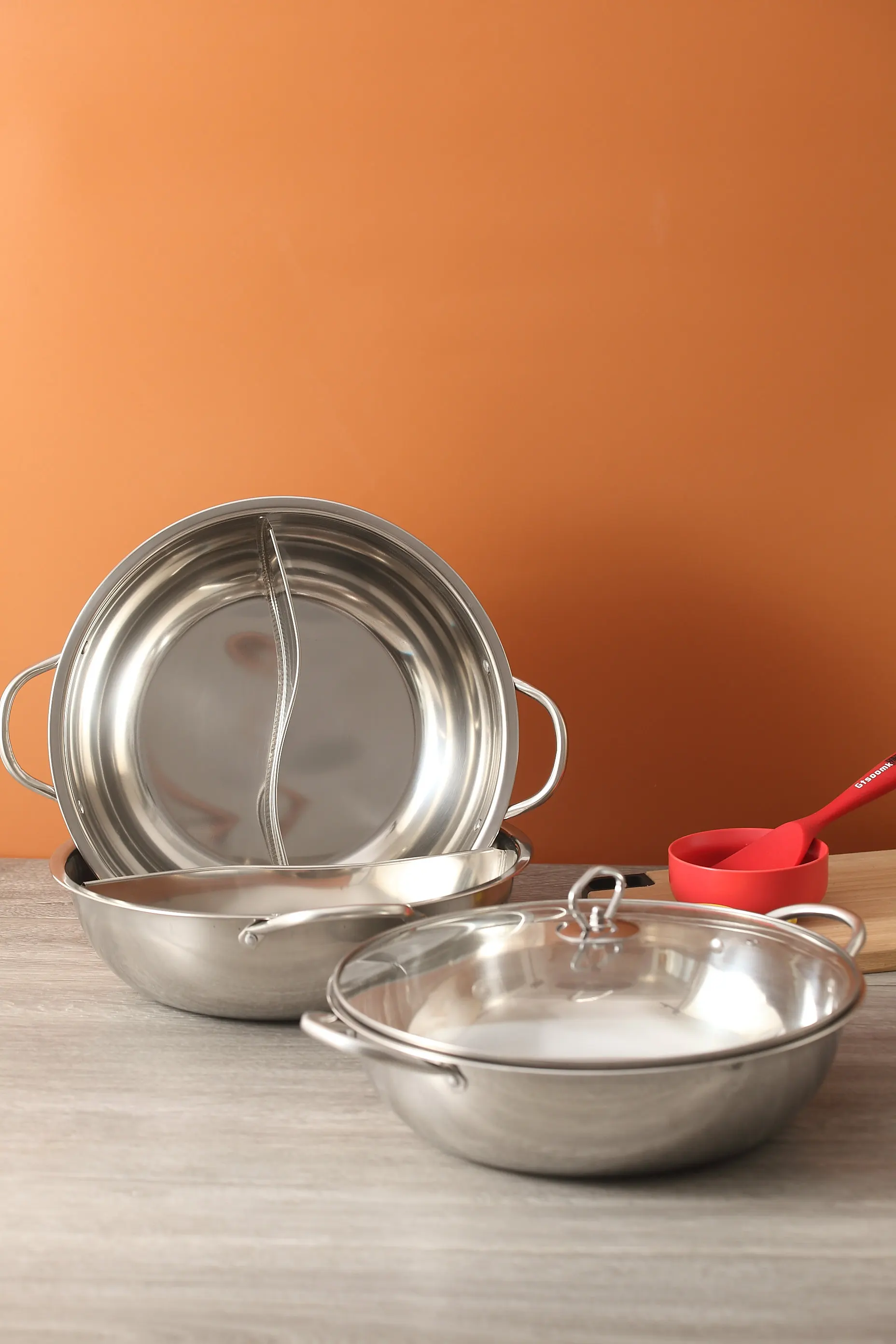 Stainless Steel 201 Two Compartment Hotpot Flavor Induction Cooker