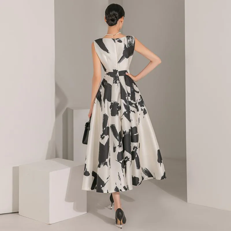 美品　ARTS&SCIENCE front smocking dress 2023AW ARTS&SCIENCE front smocking dress