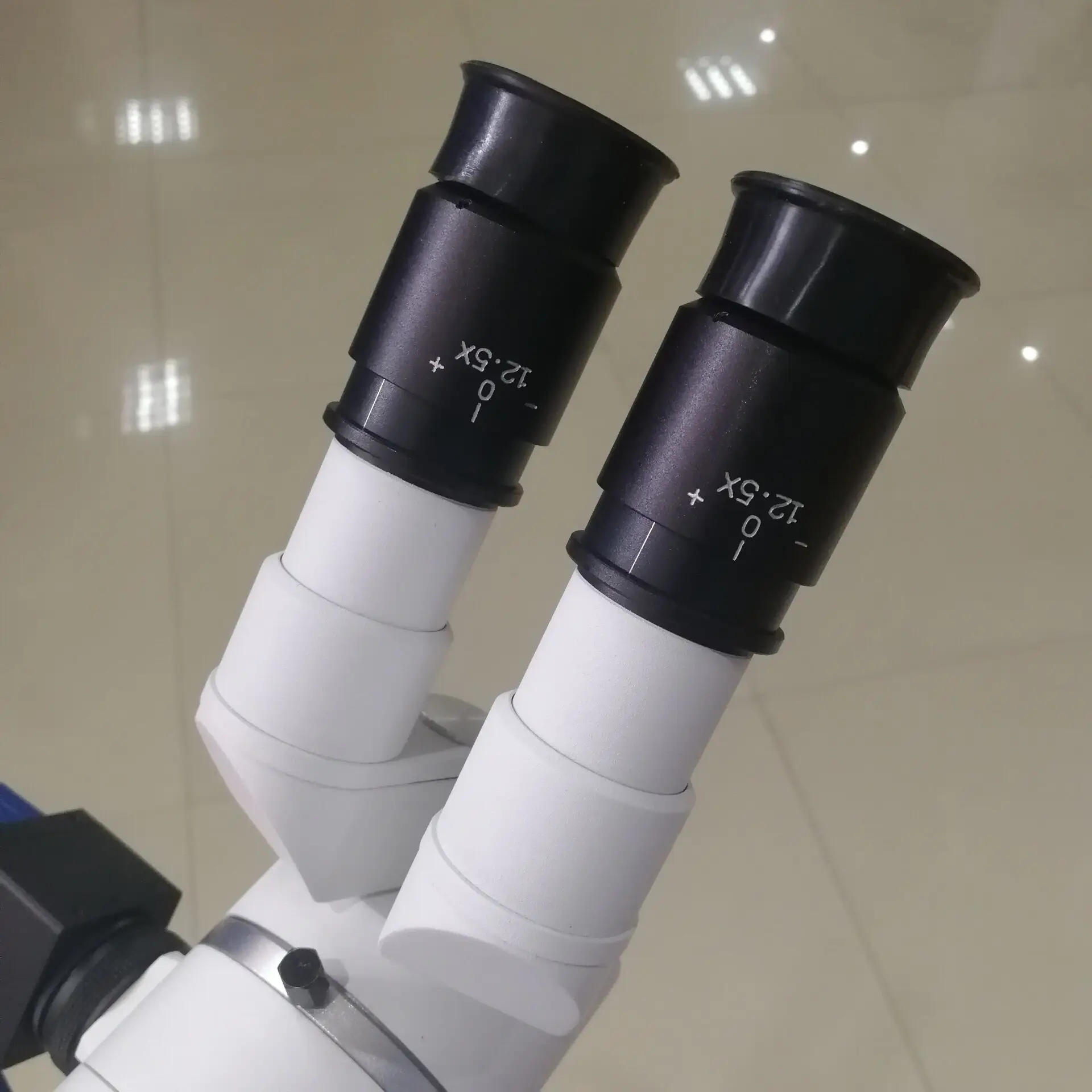 EC Approved KN-2200B Endoscopy Machine Colposcope Digital Video Colposcope Binocular Microscope Colposcopy