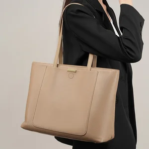 Wholesale Luxury Women's Genuine Leather Tote Bag Chinese Online Markets Large Capacity Laptop Bag Solid Color School Shoulder