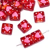 Base roja con corazón rosa.