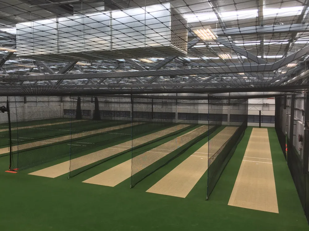 Artificial Cricket Wicket in Dubai Outfields and Wickets PE Material Artificial Grass for Cricket Pitch