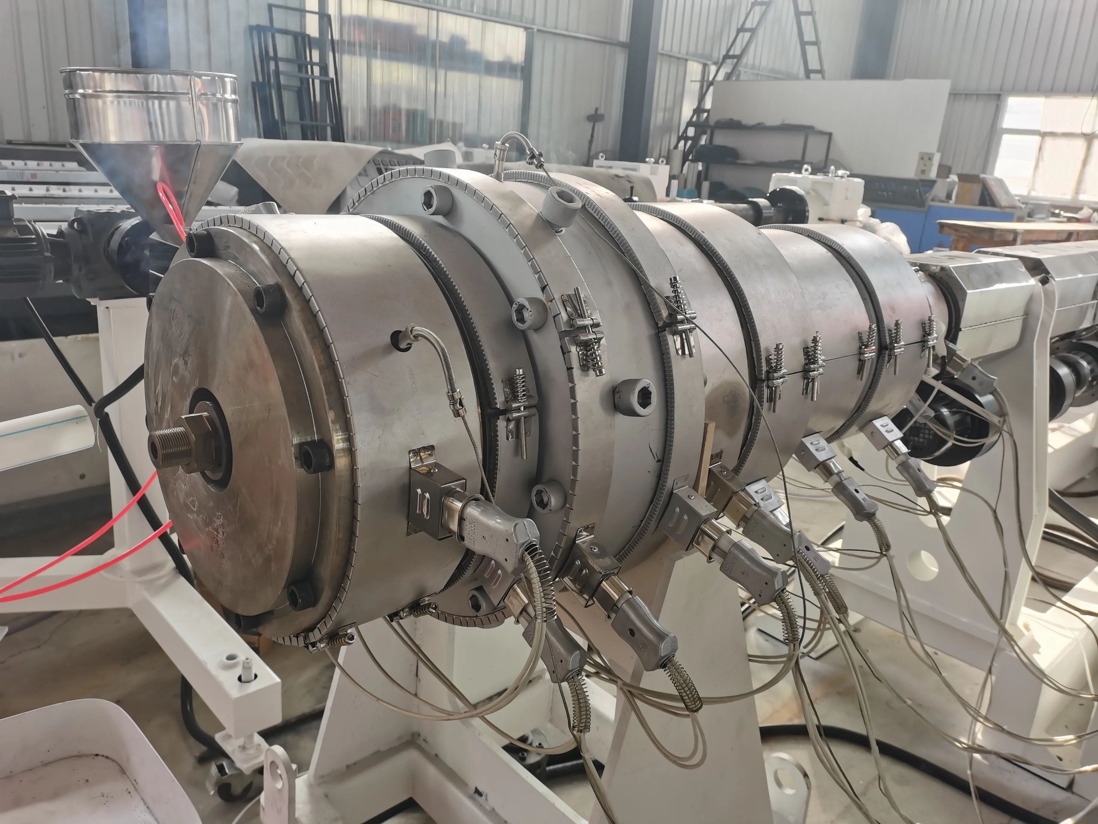 Plastic HDPE PE PP MPP Electricity Conduit Water Supply Hose Pipe Tube Extruder Making Machine