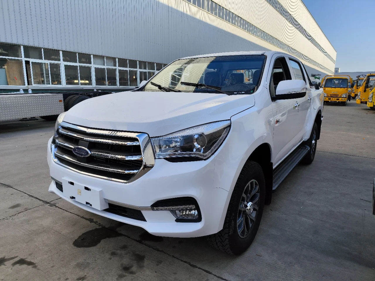 product for isuzu explorer t30 5 seater mini truck 4x4 automatic 4wd pickup double cabin  diesel single row left steering new condit-1