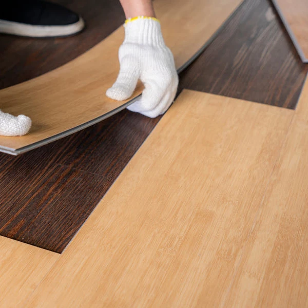 Cheap Price SPC Vinyl Plank Flooring 4mm 5mm 6mm Commercial Indoor Waterproof Fireproof Luxury Click Interlocking Plank Tile