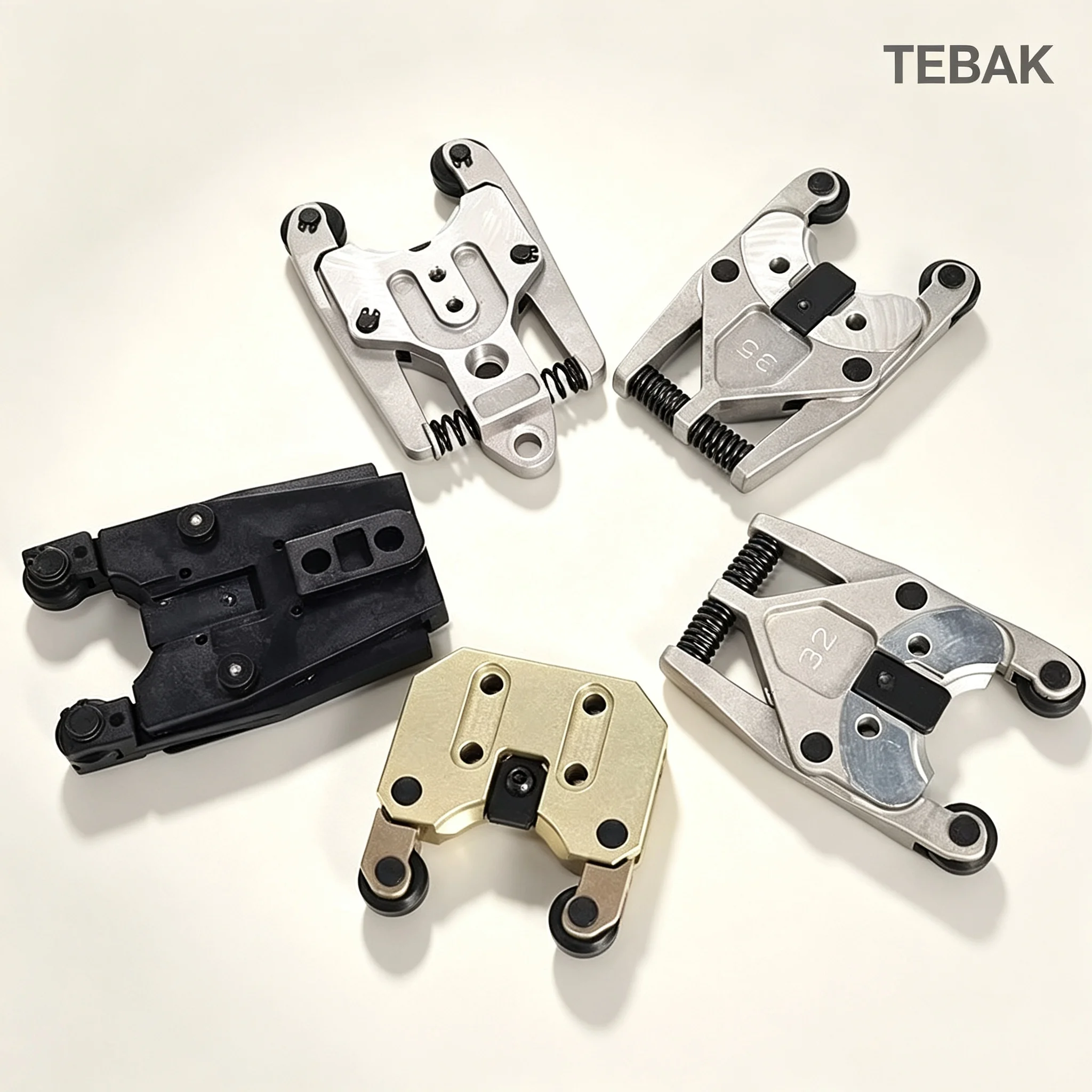 BT30 BT40 BT50 Spindle Gripper 4 Petal Pull Claw External Internal Thread Claw Clamp for CNC Milling Machine Center Tool Changer