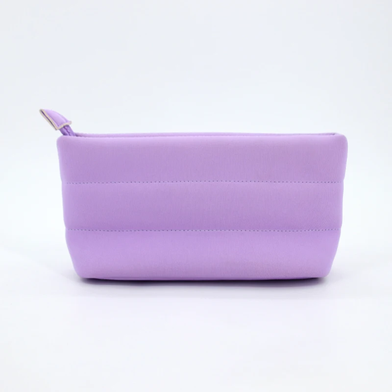 Ny puffer quiltet mode hudpleie OEM fabrikk tilpasset kosmetikkpose sminkpose neopren puffebubble pose med glidelås