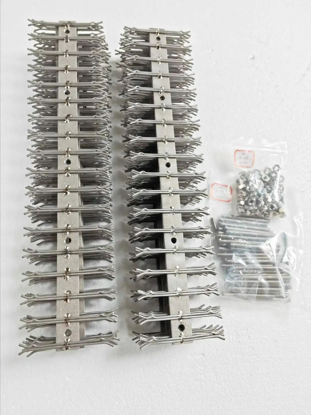 Gr1 Gr2 customized pure titanium jig hanger clip racks for electroplating anodizing Electroplate Dish Anodizing Rack