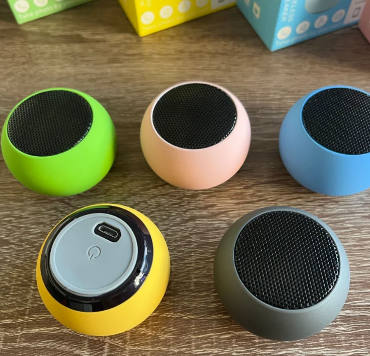 Portable M3 Macarons Colorful Wireless Speakers Radio Round Small Steel Cannon Blue Tooth 3D Mini Subwoofer Tws Speaker
