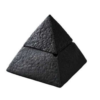 Ceramic ashtray pyramid shape anti-fly creative smoking accessories ceramic cigar ashtray with lid