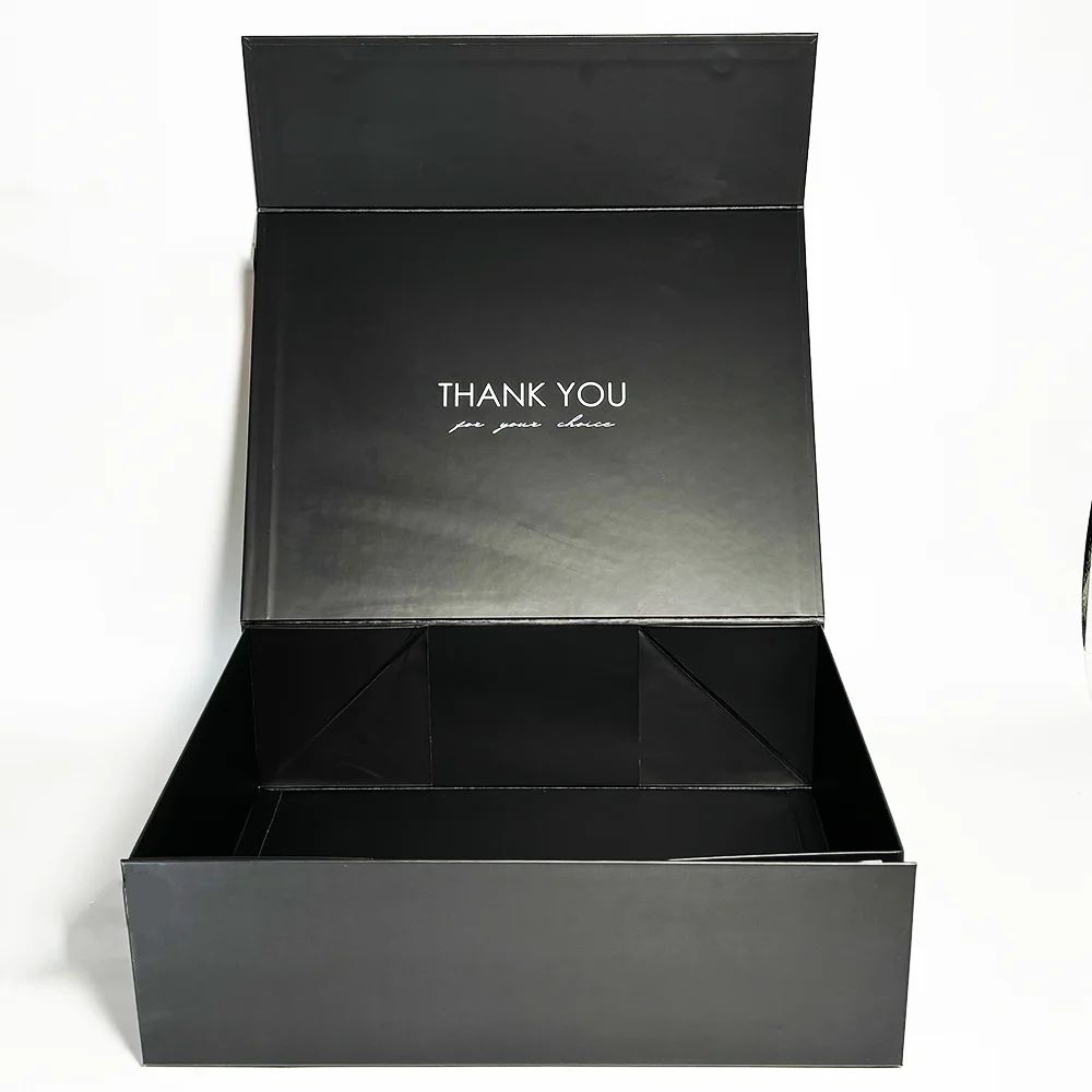 Caixa de Presente Luxuosa com Certificação ISO9001, A4, Laminada, Preta com Estampagem Metálica Personalizável, Tampa Magnética e Dobrável