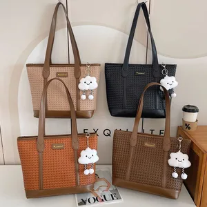 2026 New Woven PU Leather Bags for Women With Pendant Large Single Sling Fashion  Ladies Handbags Sac