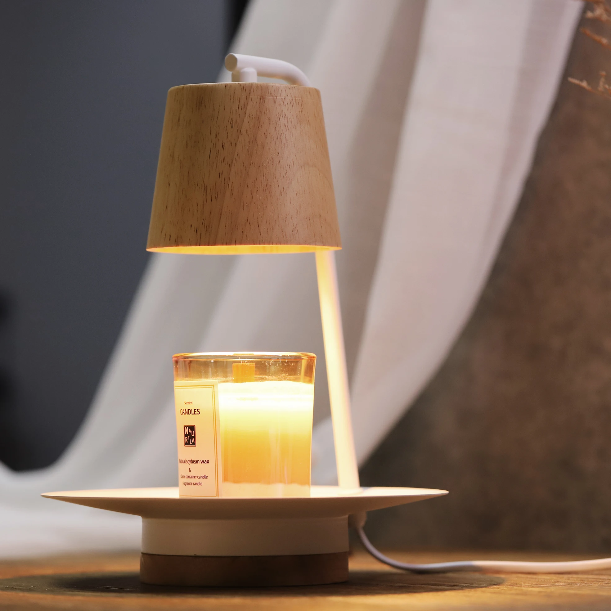 Latest Patent Design Small Table Decor Fragrance Scented Electric Candle Warmer Lamp Customize logo