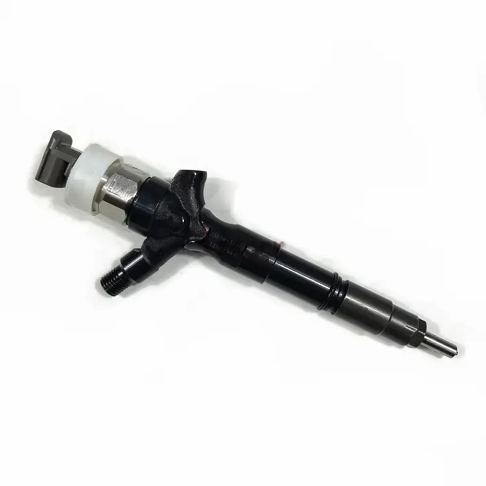 IZUMI for Toyota 2.5D 2KD-FTV Fuel Injector 23670-0L010 Engine Parts Manufacturer