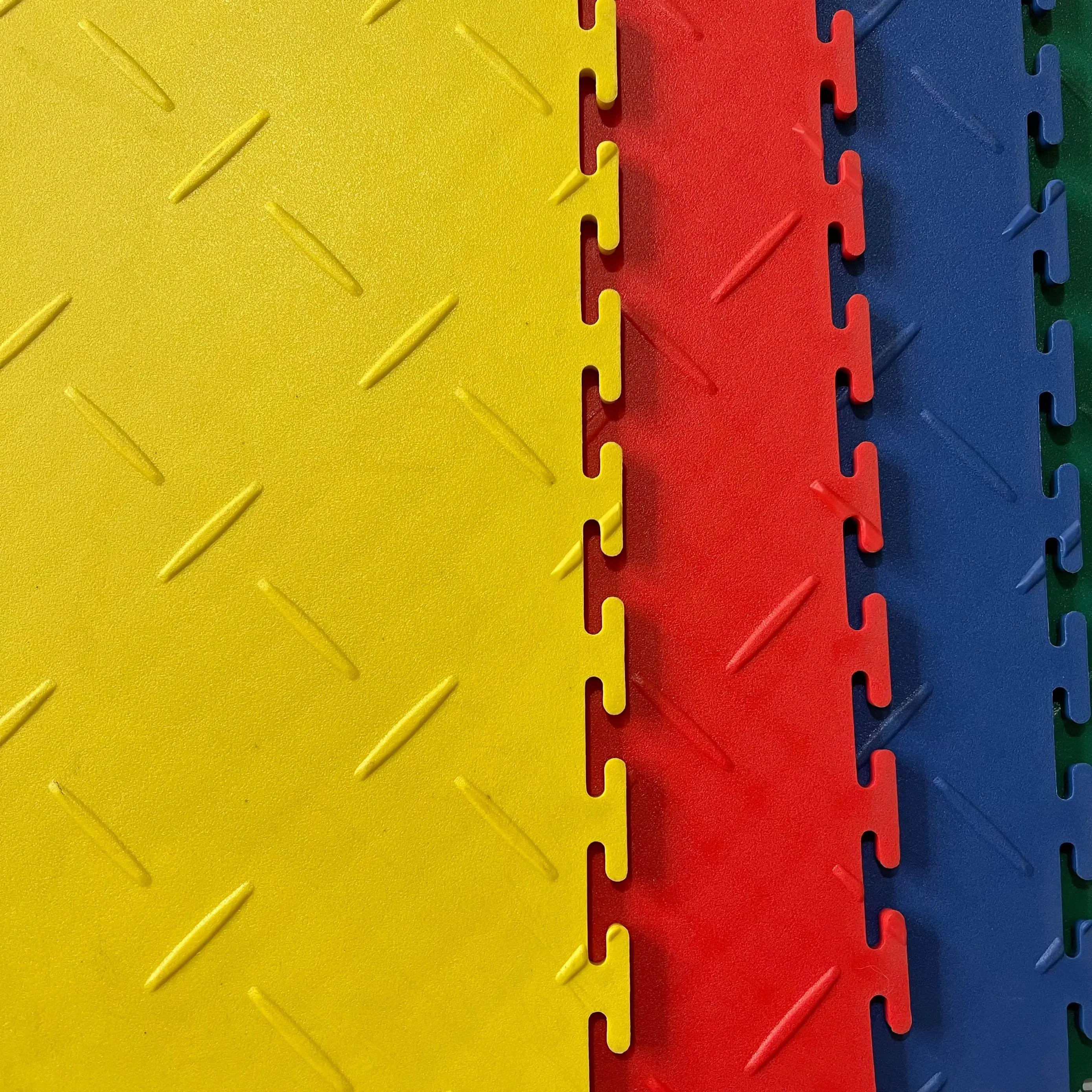 Pvc Interlocking Floor Plastic Floor Tile Heavy Duty Warehouse Tile