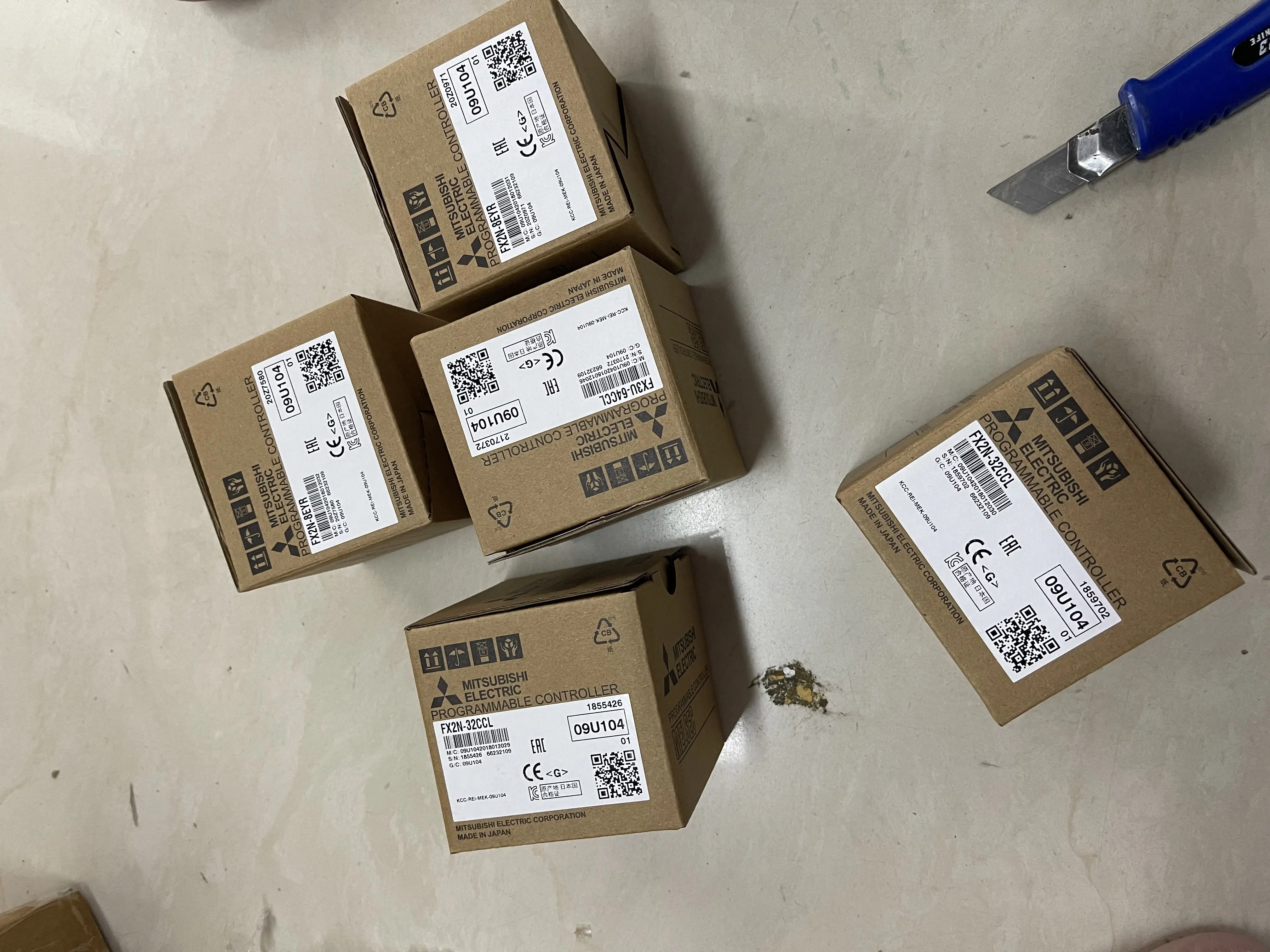 Mitsubishi PLC Digital I/O Module FX2N-8EYR /FX2N-32CCL