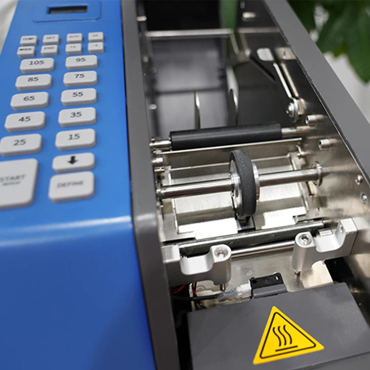 Доступны зеленые диспенсеры для лент из крафт-бумаги с перекрестным