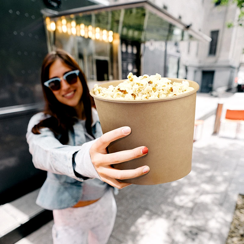 High Quality Personalized Disposable Custom Logo Large Fast Food Popcorn Bucket Portable Popcorn Packaging Paper Bucket factory