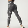 Gris oscuro tie-dye