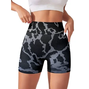 Seamless Black and White Color Blocking Design High Waist Breathable Sports Yoga  Workout Women's Shorts