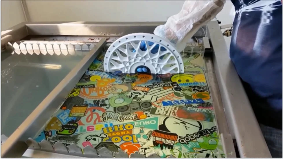Wassertransferdruck-Folie Set – Breite 50 Cm, Länge 200 Cm, Für Hydro Dipping Von Objekten (Muster Variabel)