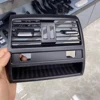 Trasero Totalmente Negro con Orificios de Calefacción