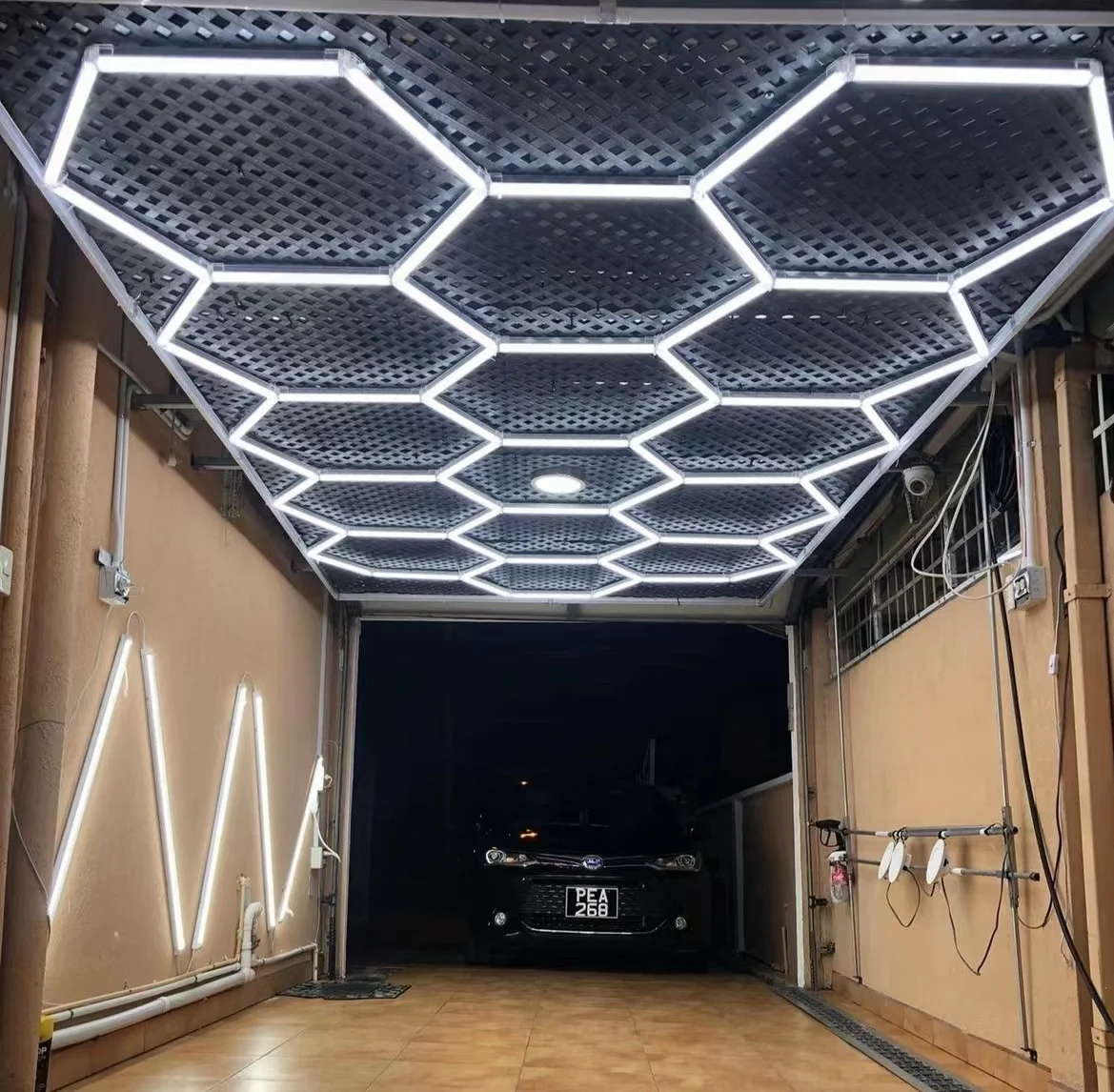 ETOP Professional Hexagon Easy Installation Customized Hexagon Led Light for Showroom Led Workshop Light Car Detailing Lights