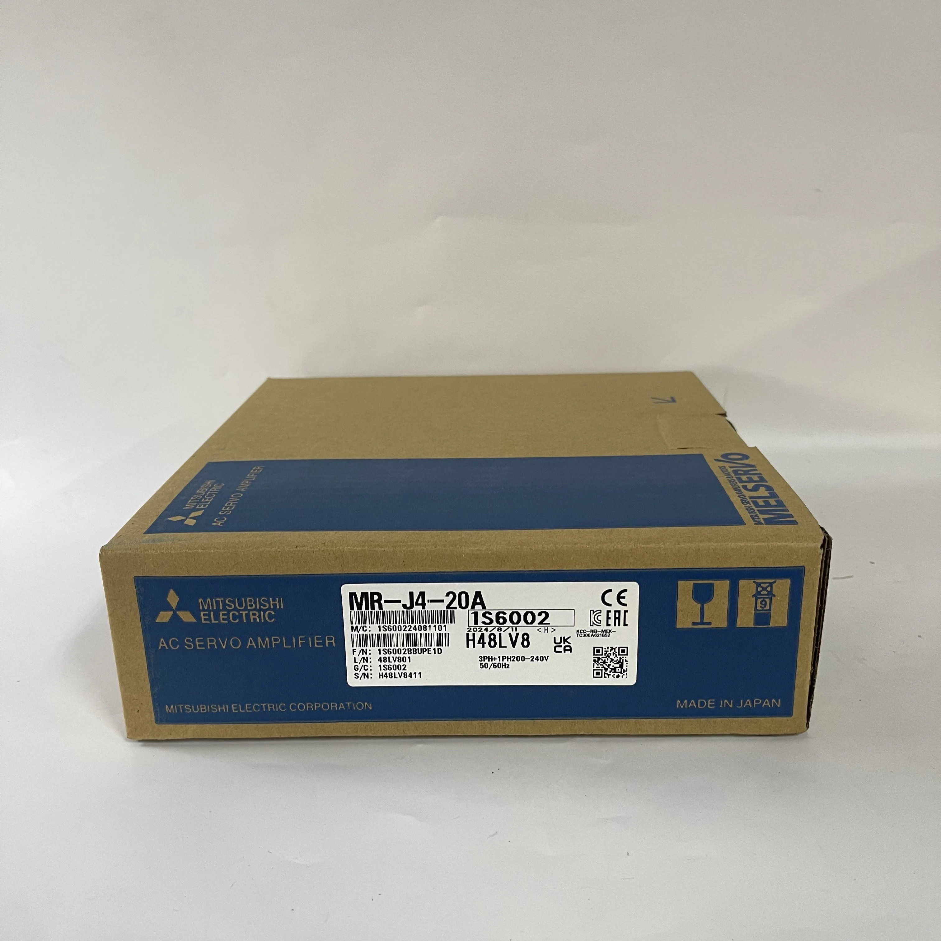 Mitsubishi AC Servo Amplifier MR-J4-20A Mitsubishi AC Servo Amplifier MR-J4-20A