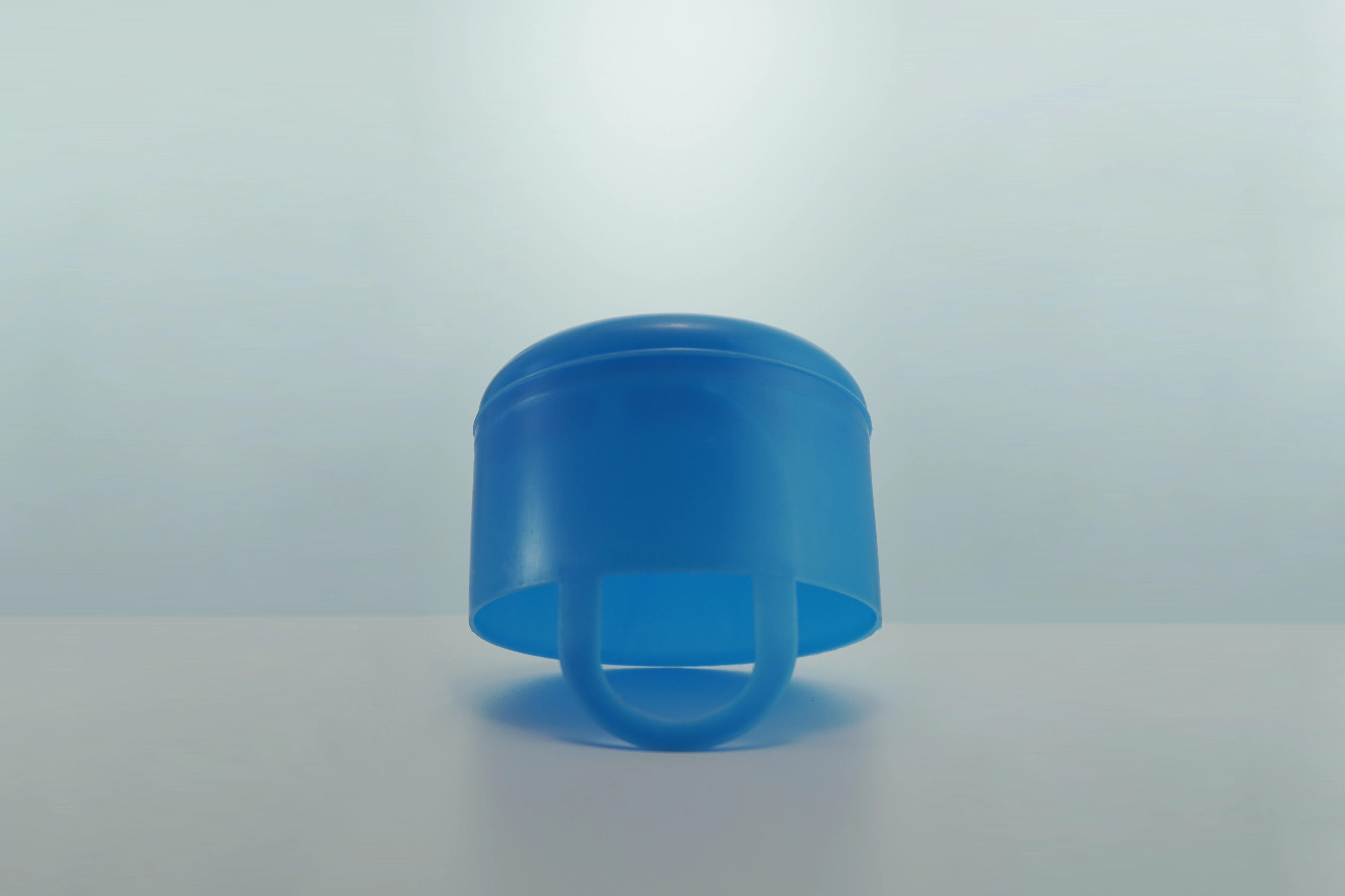 Custom Logo 5 Gallon Cap Recyclable HDPE Plastic Airtight Lock Mineral Water Juice Use Factory Direct Price Samples manufacture