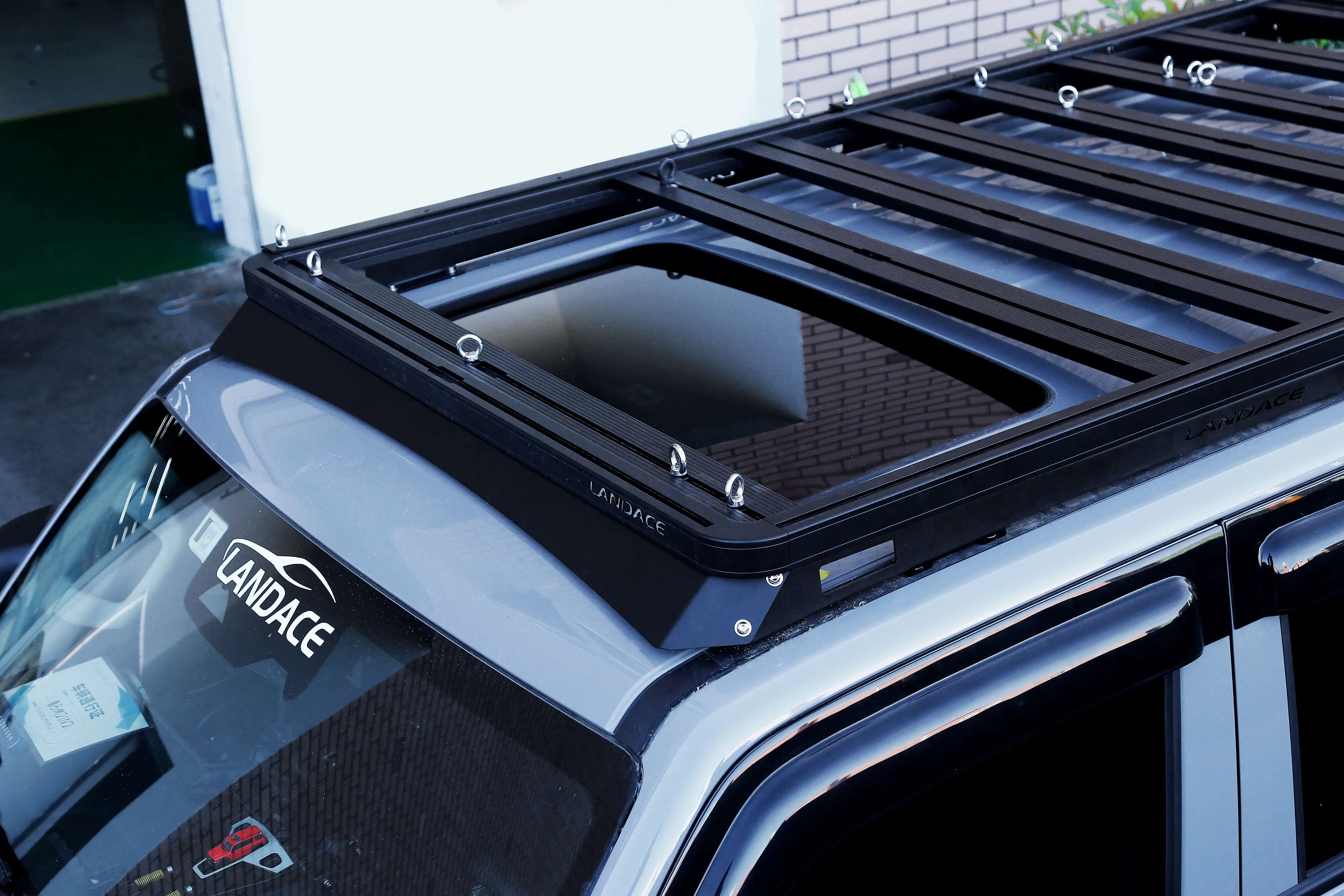 Universal Car Rack Roof 4x4 Aluminium Black Cargo Carrier Basket Roof