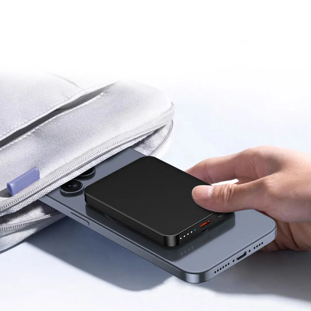 Magsafered Ultra Thin Aluminium Phone Chargers Mag Powerbank Safe Fast Charger PD 22.5W Magnetic Wireless Power Bank 5000mAh