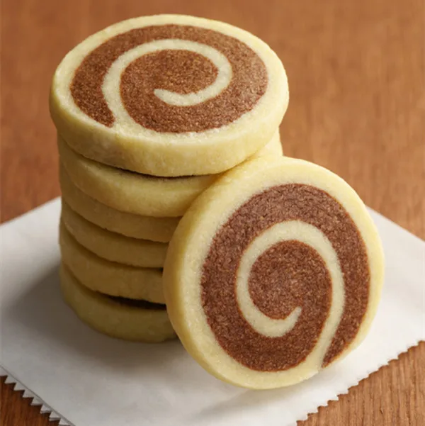 Автоматическая машина для производства мозаичного печенья инкрустированная