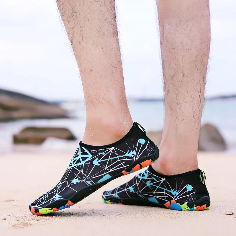 2021 New Arrivals Outdoor Sport Water Beach Swim Aqua Shoes Anti Slip Yoga Barefoot Walking On Water Skin Surfing Aqua Shoes