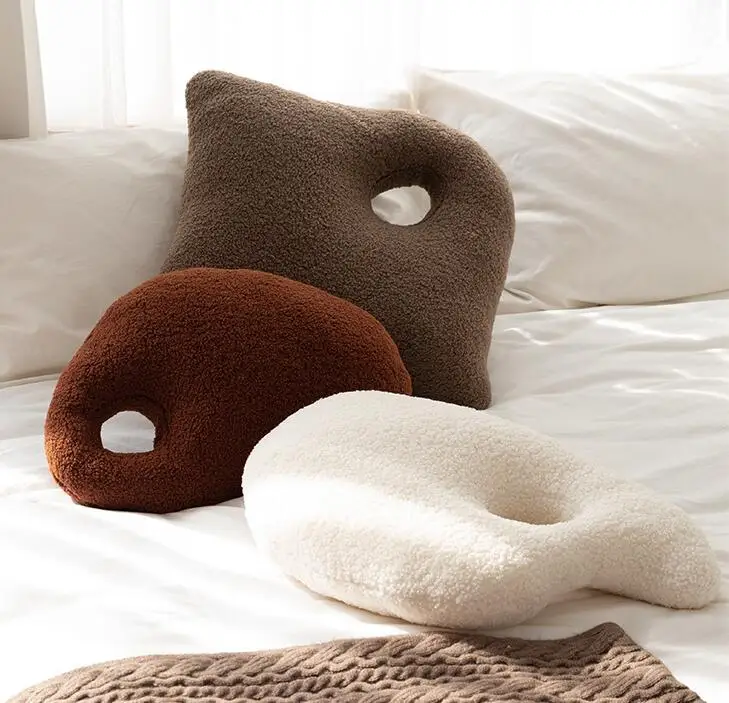 Sierkussens met geometrische vormen, designkussens in diverse kleuren, decoratieve kussens, pluche kussens_voghion.com