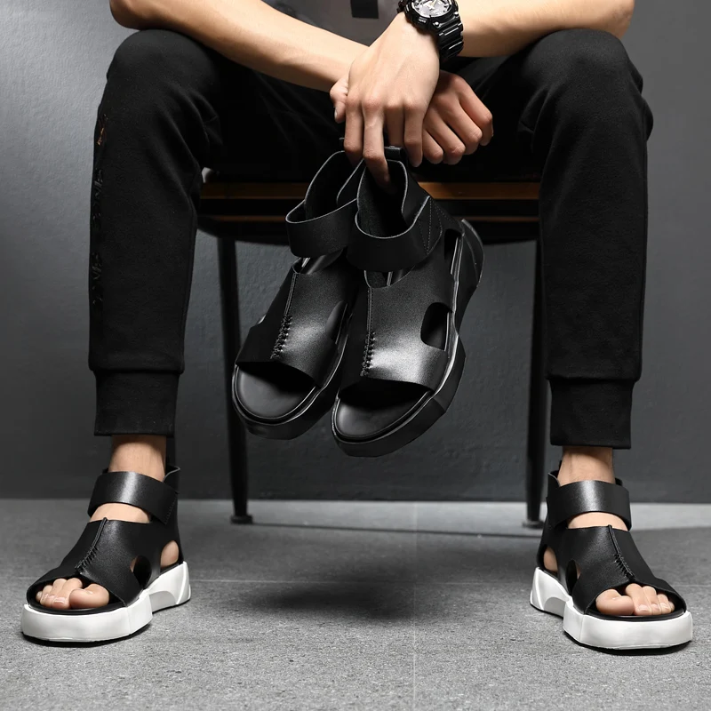2021 Summer Fashion Man Beach Leather Sandals Anti-skidding