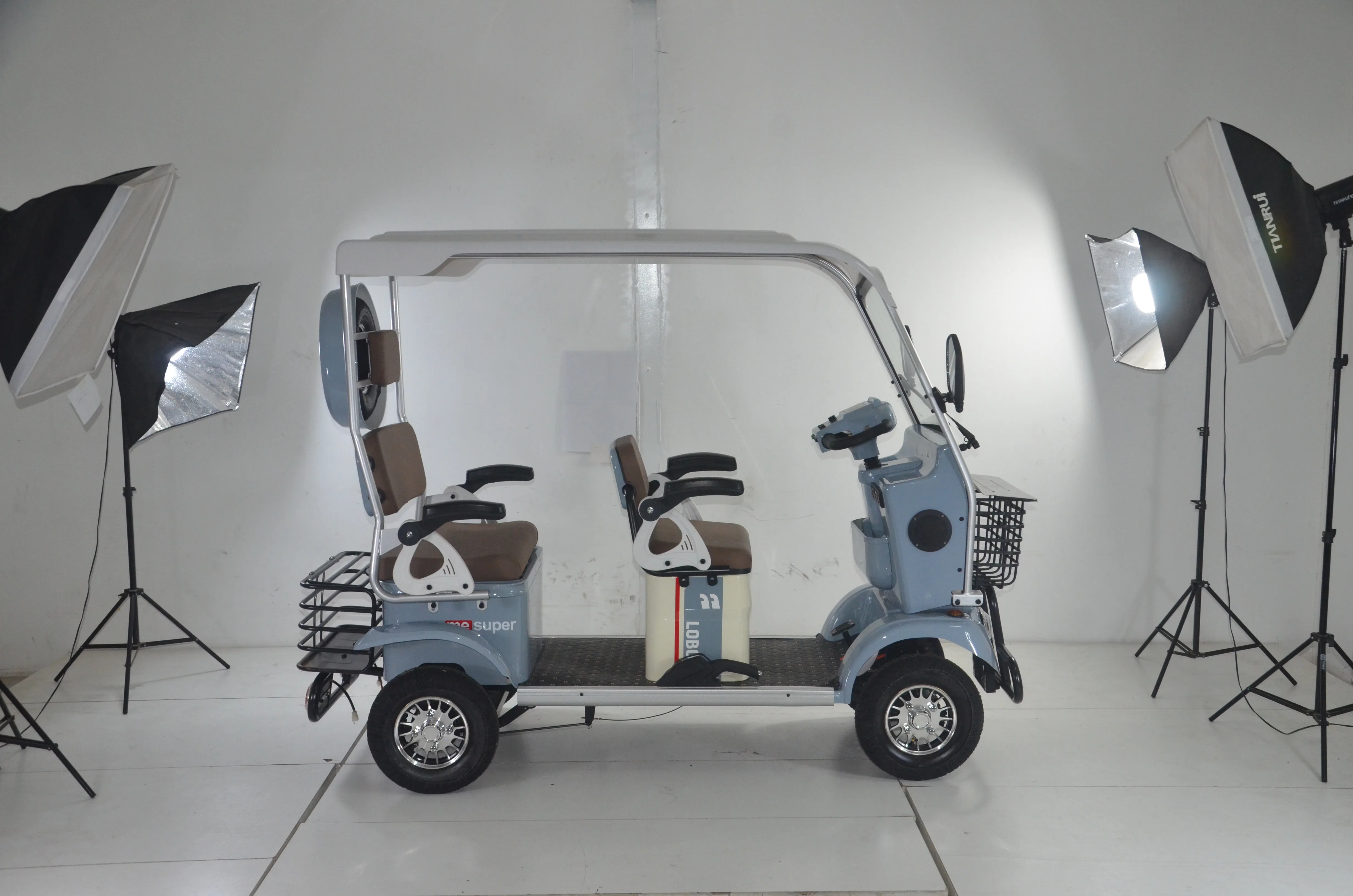 Four Wheel Electric Passenger Mobility Bicycle Electric Wheel Sightseeing  Tour Bike 60V 20A Wheeler Motor Cycle Wheel Open