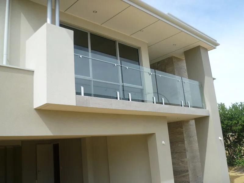 Contemporary Stainless Steel Spigot Glass Balustrades Deck Patio Balcony Pool Glass Railings supplier