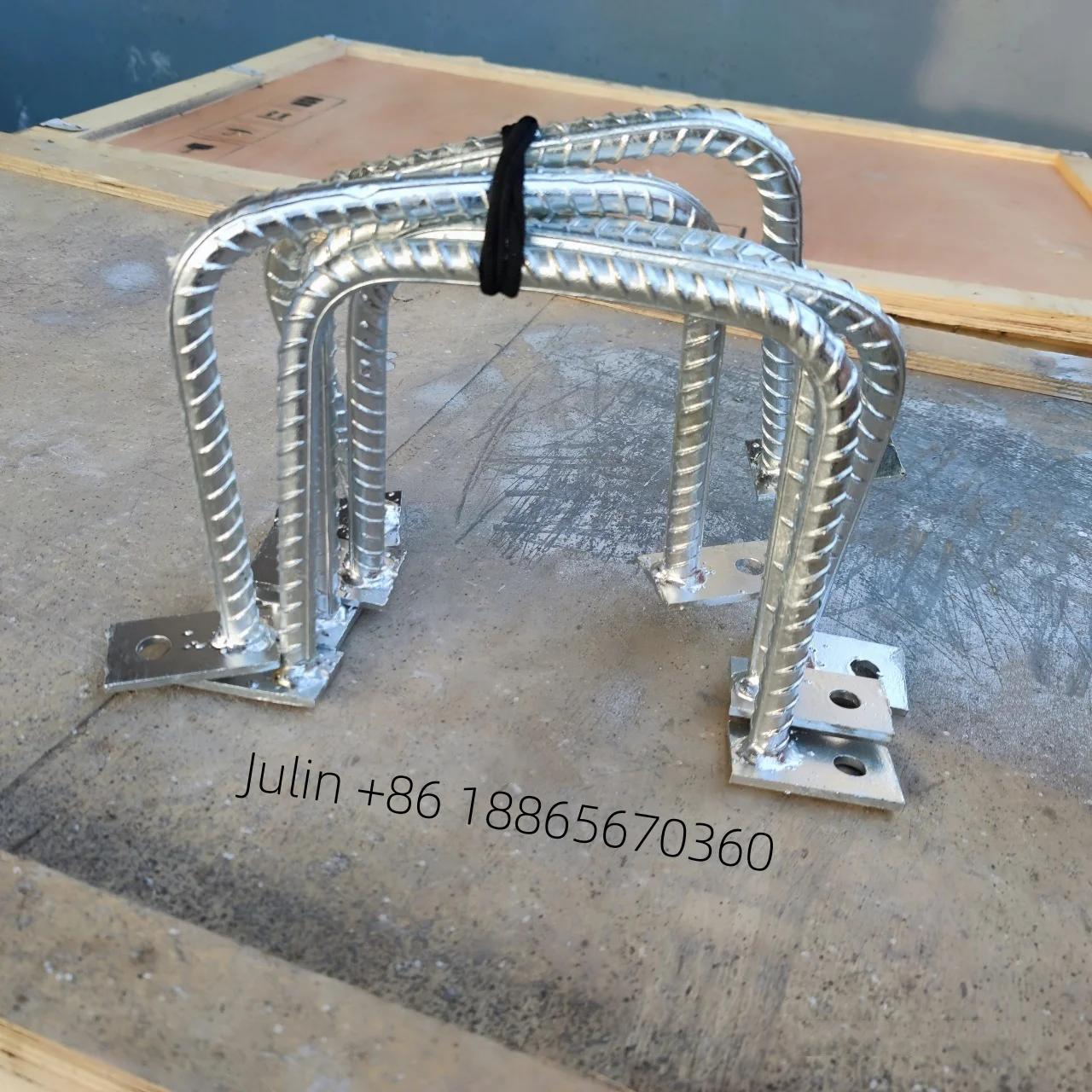Embedded Steel Step Irons for Storm Water Manhole Cover Ladder Rung
