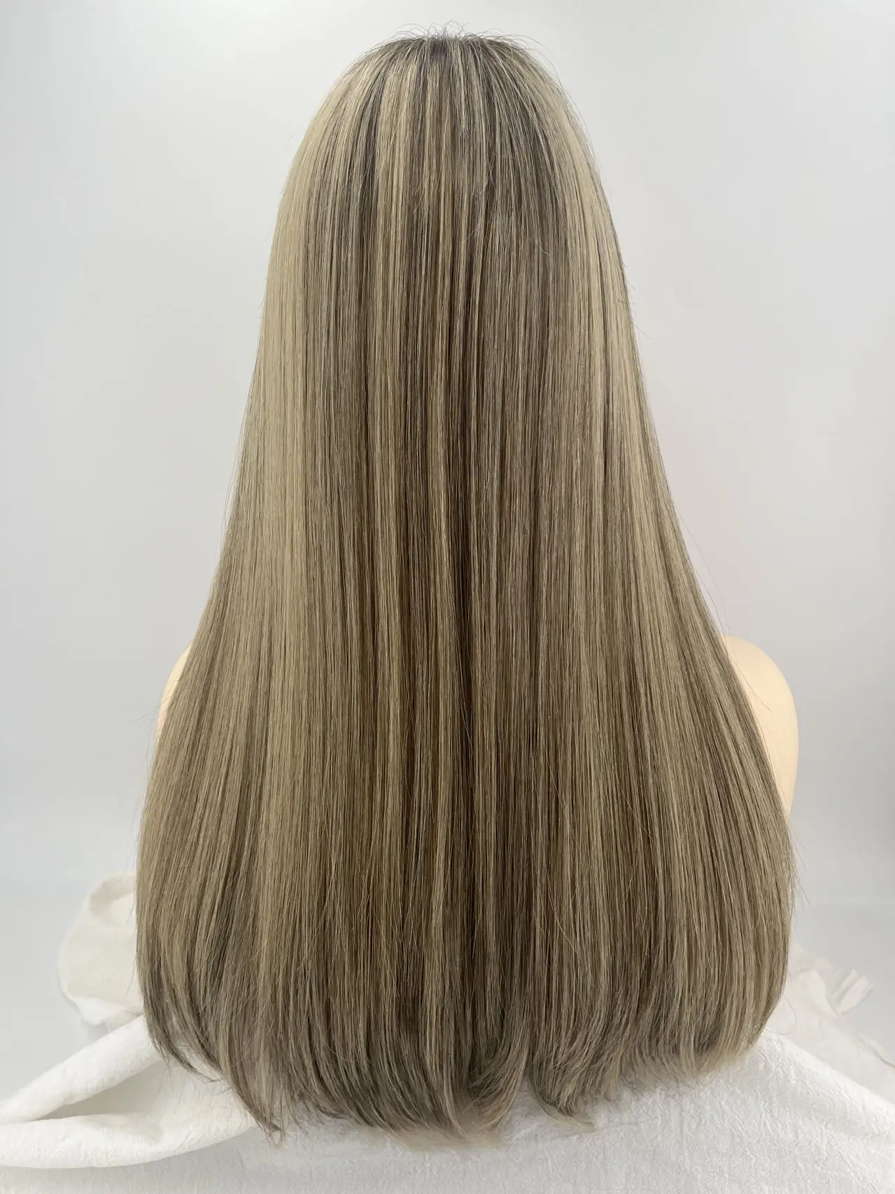 Qingdao Jewish Wigs Factory's Kosher Jewish Sheitel Wigs for Women Unprocessed Double Drawn European Hair Transparent Lace Top
