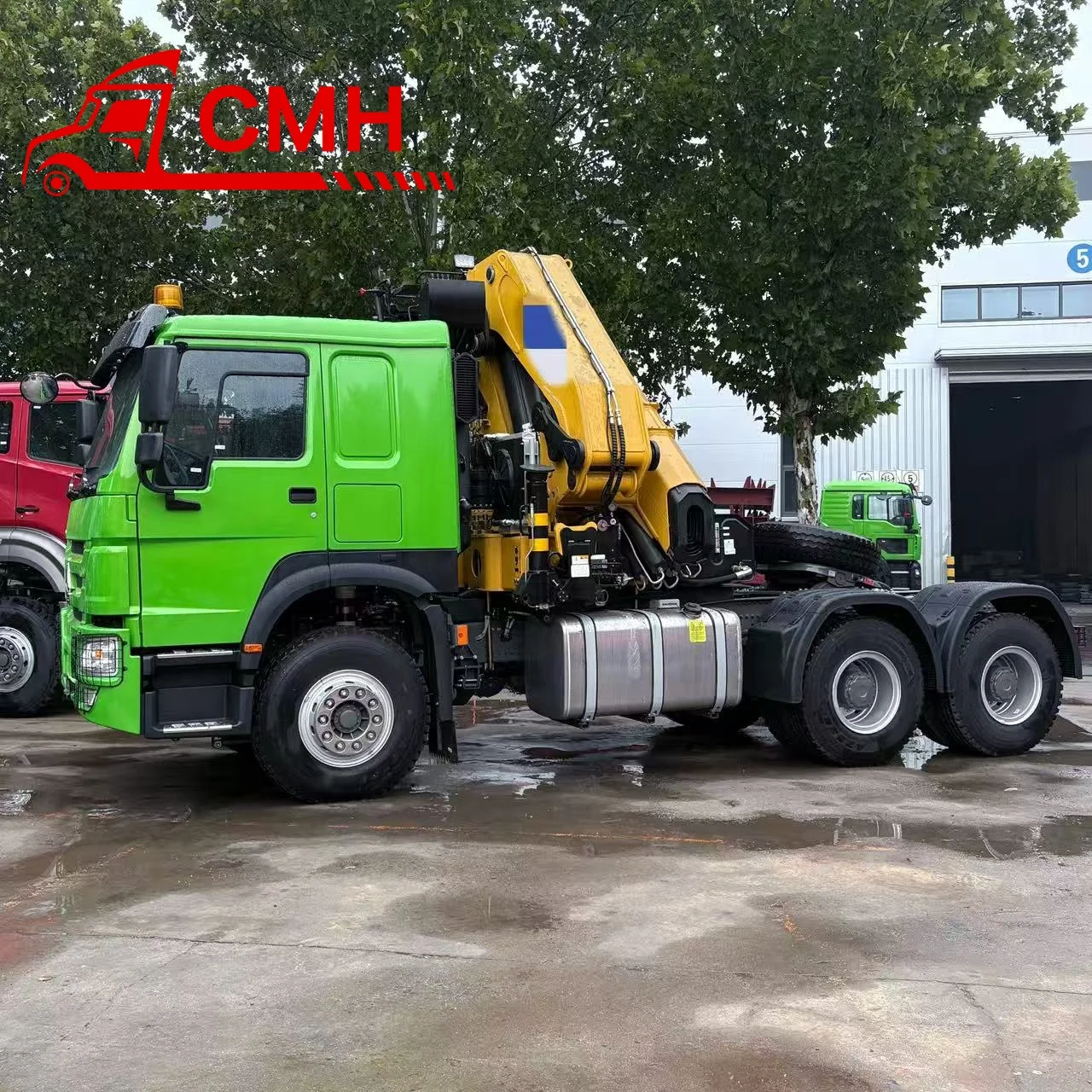 Camión HOWO 400 HP 6x4 con grúa de brazo hidráulica montada en camión